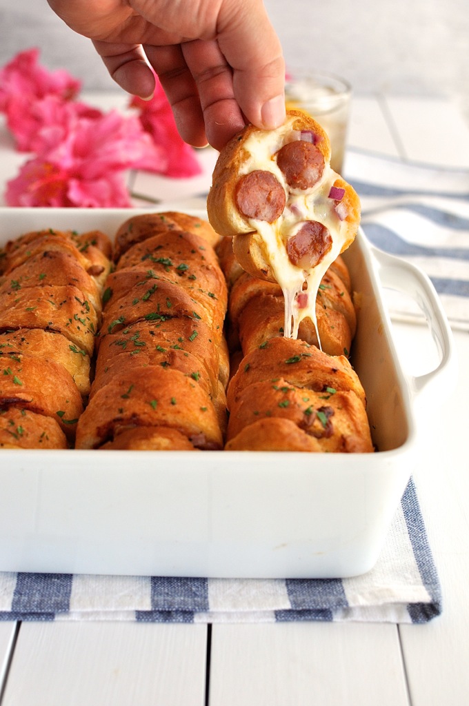 Foodista | Pull Apart Garlic Pizza Bread and Other Game Day Appetizers