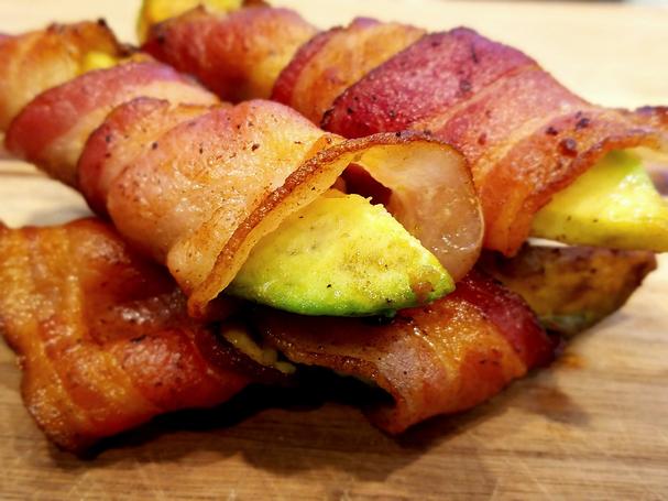 Bacon-wrapped Avocado Slices