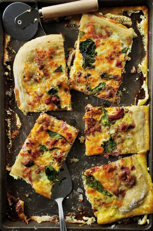 Sheet pan breakfast pizza