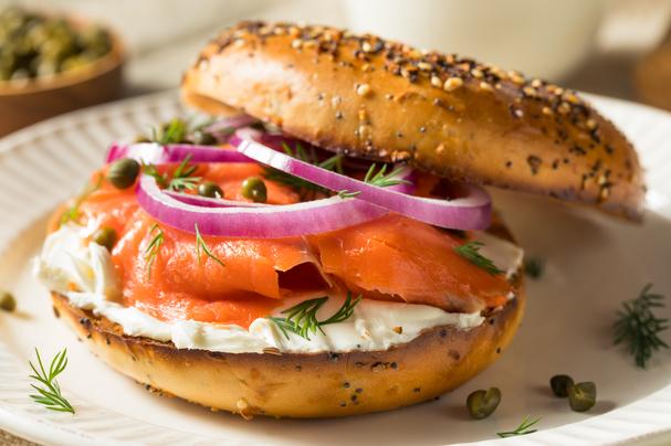 Bagel with lox, cream cheese, red onions and capers