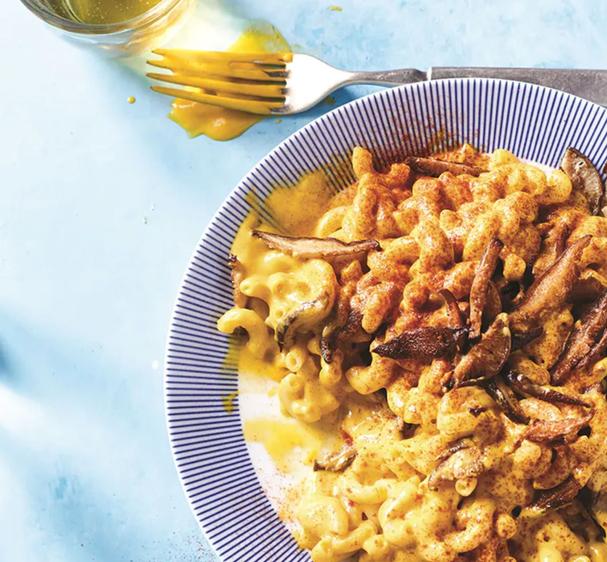 Vegan mac and cheese with smoky shiitake bacon